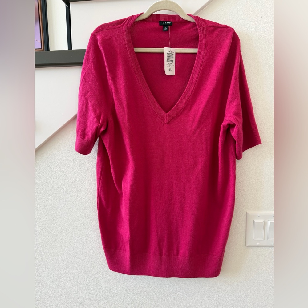 NWT Torrid Fuchsia Knit Top